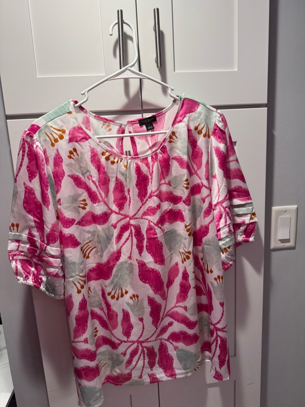 Ann Taylor Pink Floral Short-Sleeve Blouse